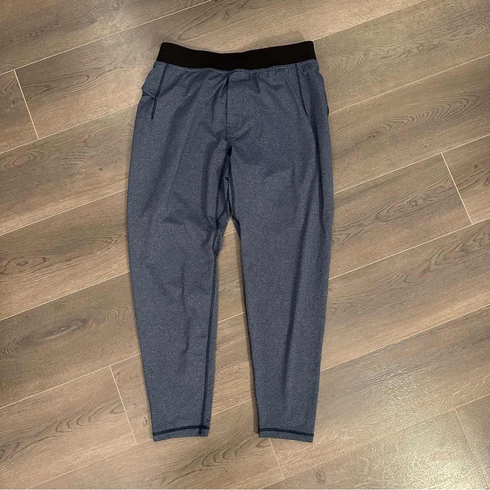 EUC Men’s Lululemon blue joggers (Sz L)